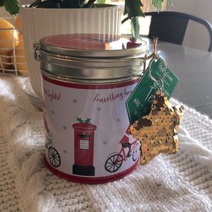 Millly Green Tea Cannister and Gold Sequined Star Keychain